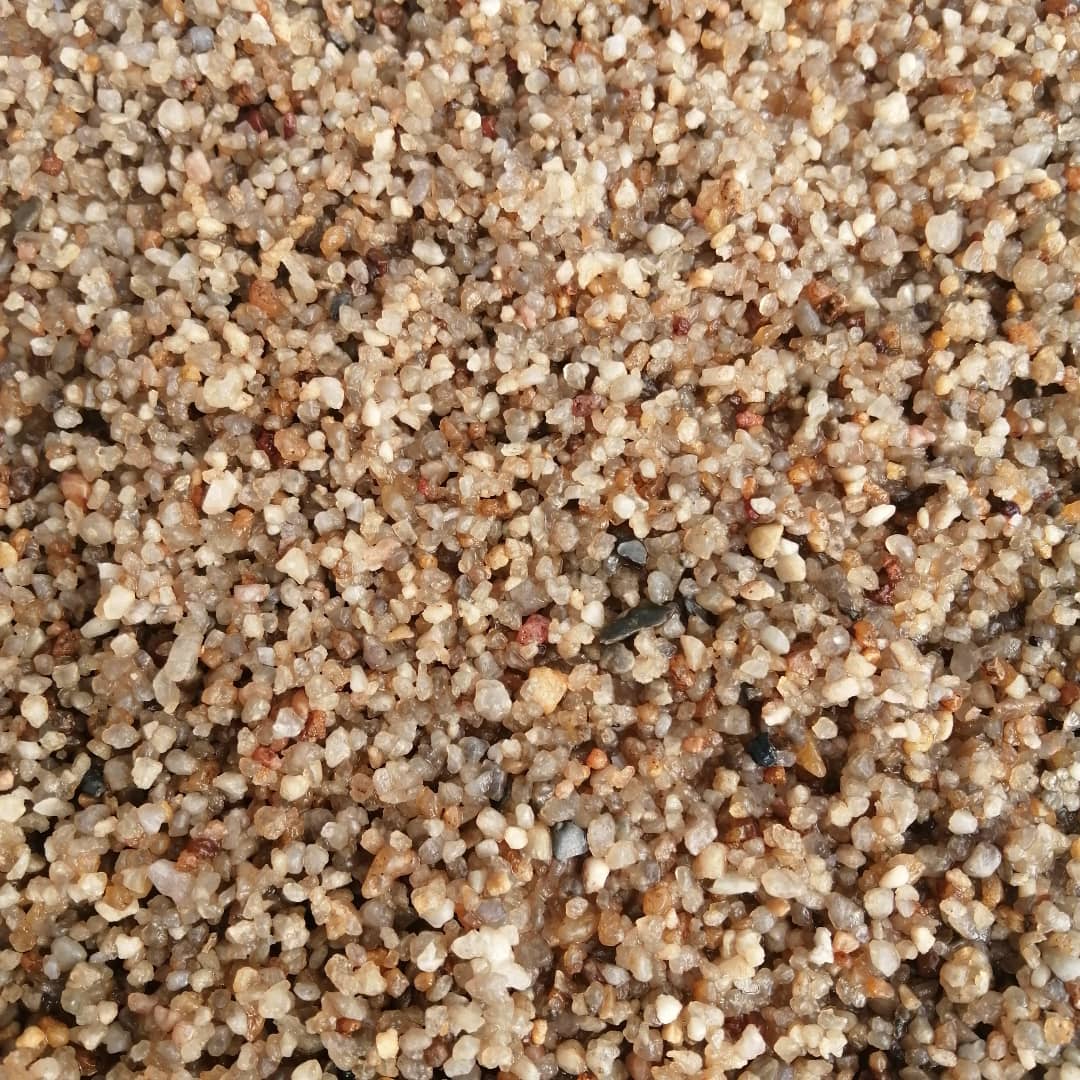 Кварцевый песок сухой фракцинированный фр. 1,6-4 мм.  купить в Сочи фото 