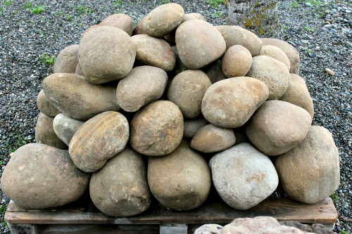 Песчаник ядра, фр. 100-300 мм  купить в Сочи песчаник бежевый серый рыжий речная галька 5 000 руб/т   фото 