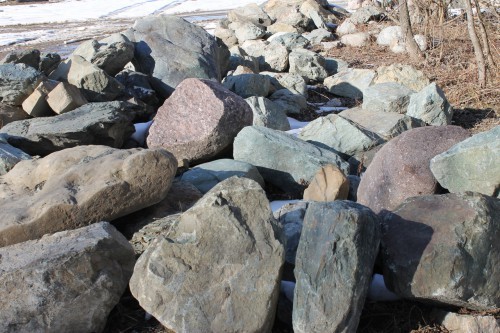  Гранит скальник (серо-зеленый) фр. 500-1500 мм.  купить в Сочи гранит мрамор  серый зеленый темно-серый глыба скальная колотая ландшафтная 7 500 руб/т   фото 