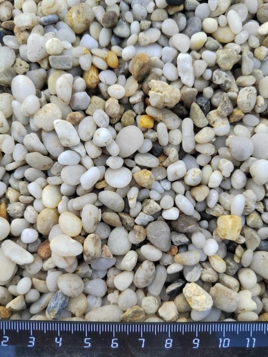 Галька крымская жемчужная фр. 5-10 мм.  купить с доставкой в Адлеру фото 