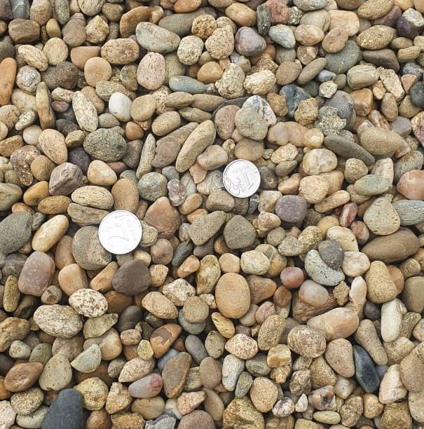  Галька окат (серо-желтая) фр.10-20 мм. купить   в Сочи галька серо-желтая, рыжая, серый речная окатанная округлая галька 4000 руб/т   фото 