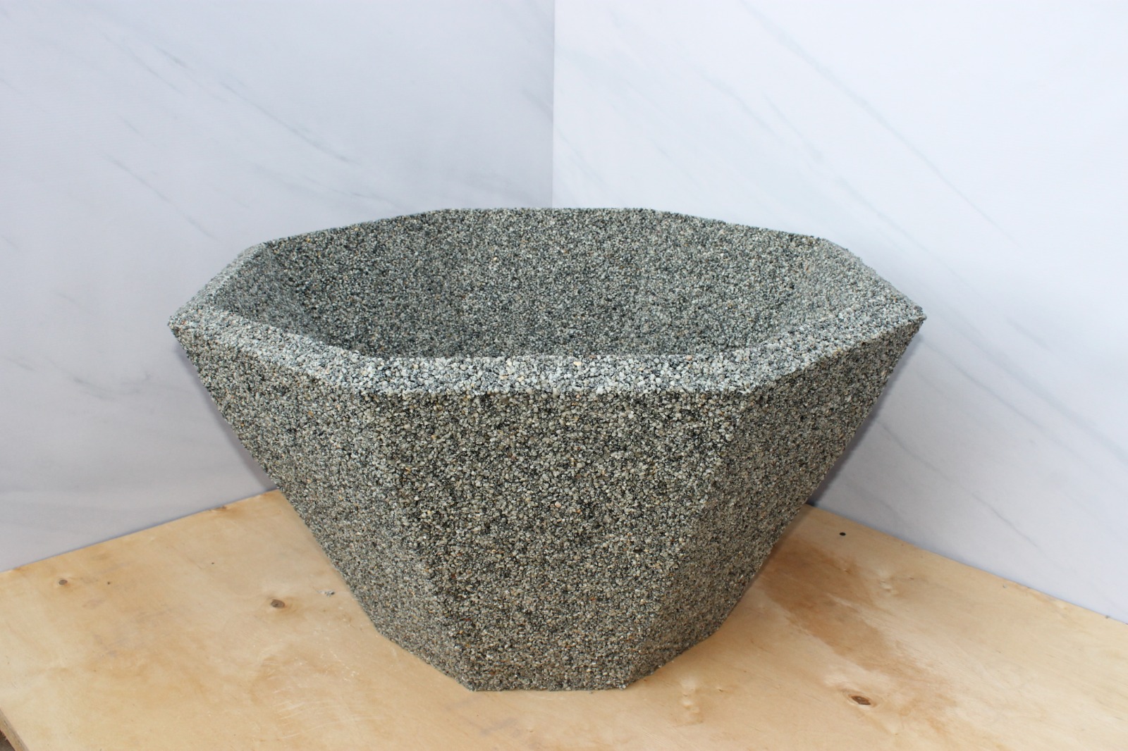 Ландшафтный вазон Корда купить  c доставкой в Сочи 