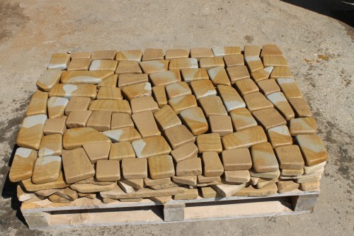  Песчаник брусчатка (Готика) art PSG-L-01  купить в Сочи    2300 руб/кв.м   фото 