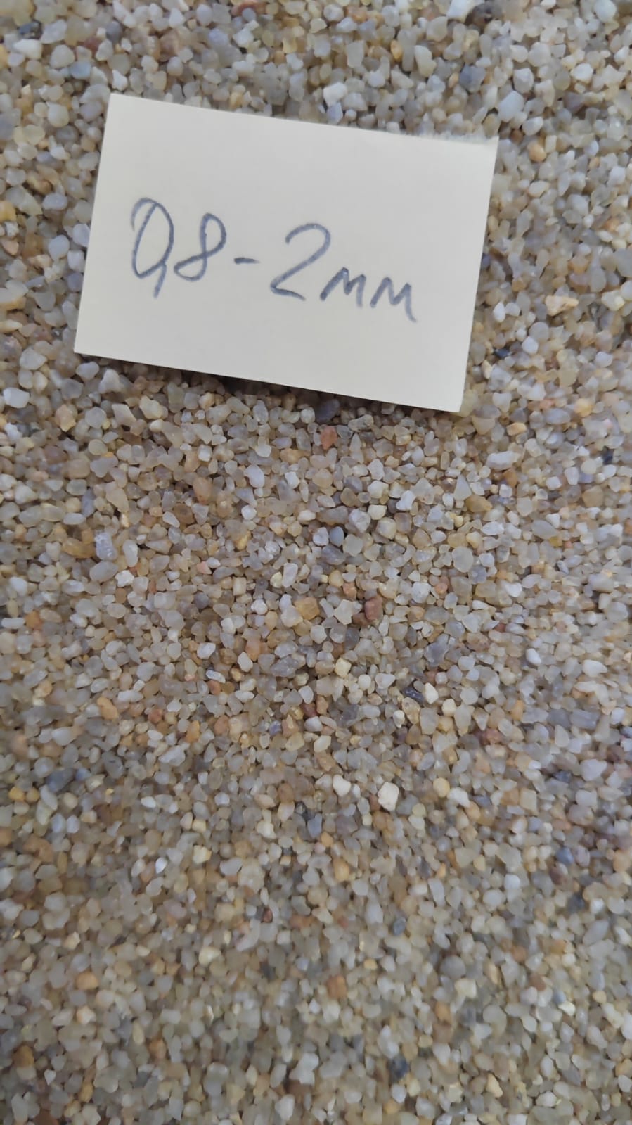 Кварцевый песок для площадок фр. 0,8 - 2 мм.  купить в Сочи фото 